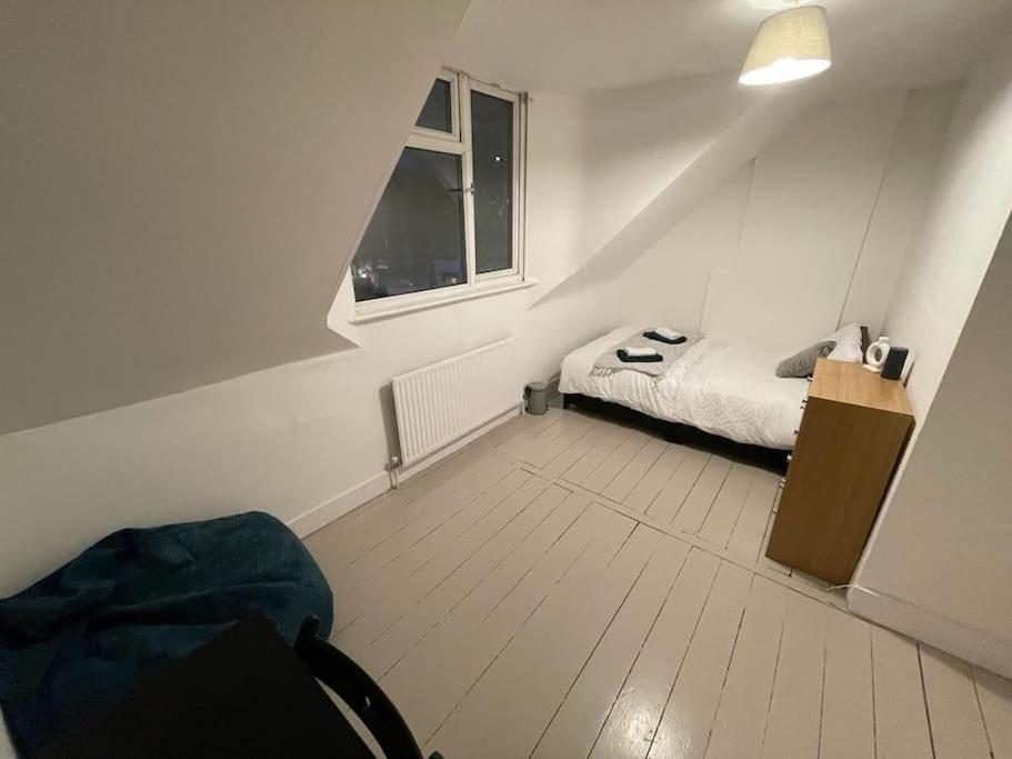 Stunning 2 Bedroom On Tower Bridge London Eksteriør bilde