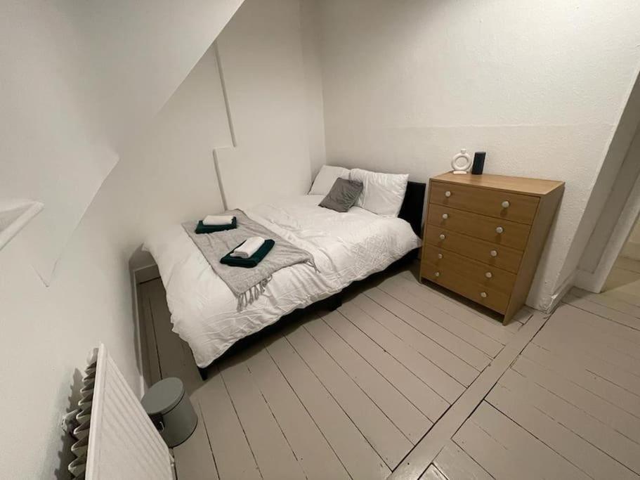 Stunning 2 Bedroom On Tower Bridge London Eksteriør bilde